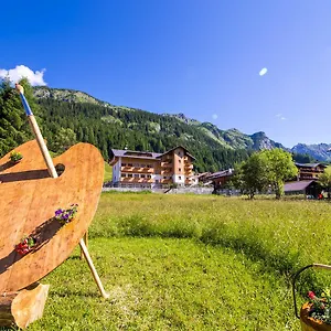 Cavanis Wellness & Aparthotel
